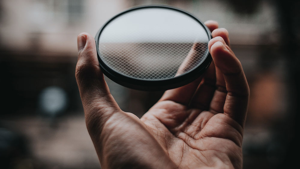 Avoid-Cheap-Glass-Cinematography-Thumbnail