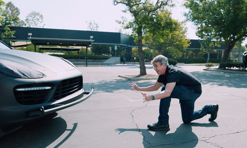 Shane Hurlbut, ASC demonstrating camera car cinematography