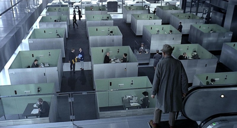 The use of the color cyan in "PlayTime" 1967