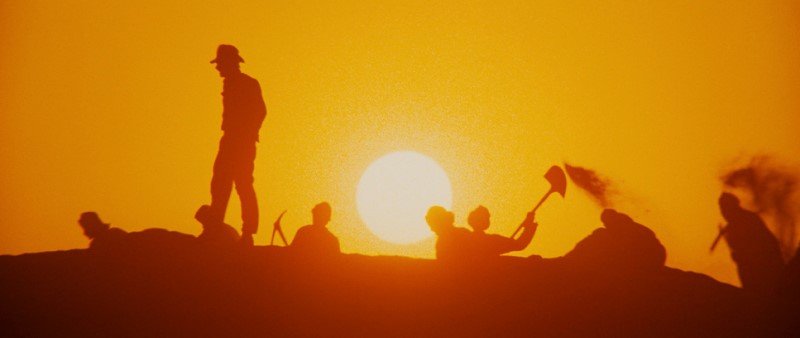 Egyptian sun in Raiders of the Lost Ark (1981) | Paramount Pictures